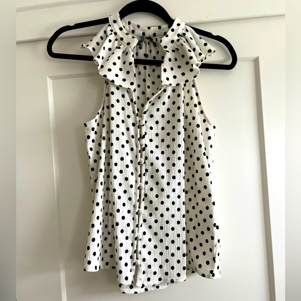 [Anthropologie] Sleevless Polka Dot Button Down Tank Top